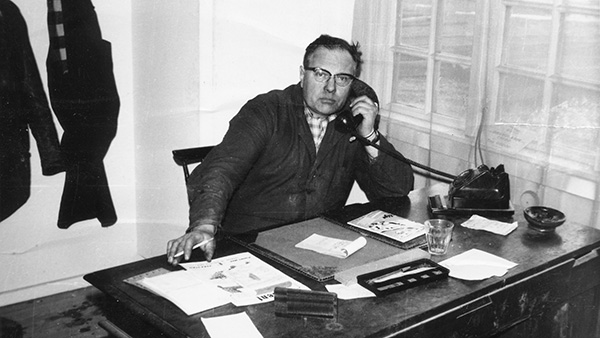 Rune stark with his telephone