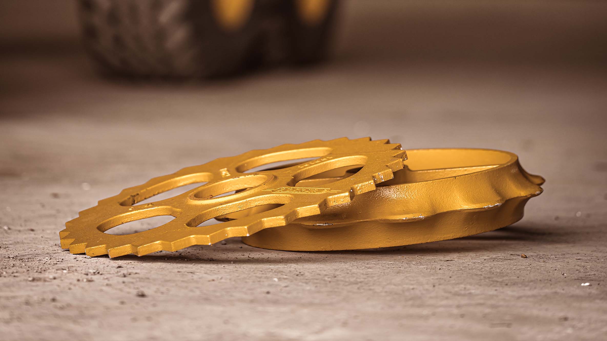 Overlapping yellow rolled rings.