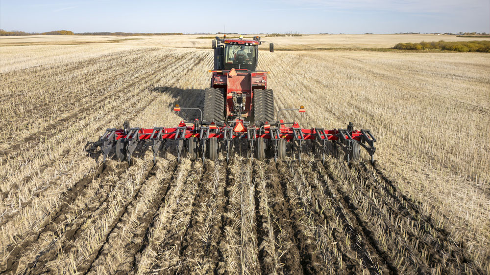 Wil-RIch 357 Inline Ripper in the field,  from behind
